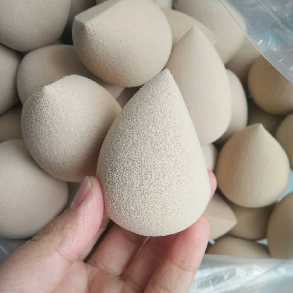 Microfiber makeup sponge for beauty blending