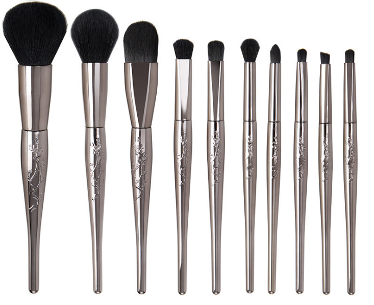 Chinese-style makeup brushes set